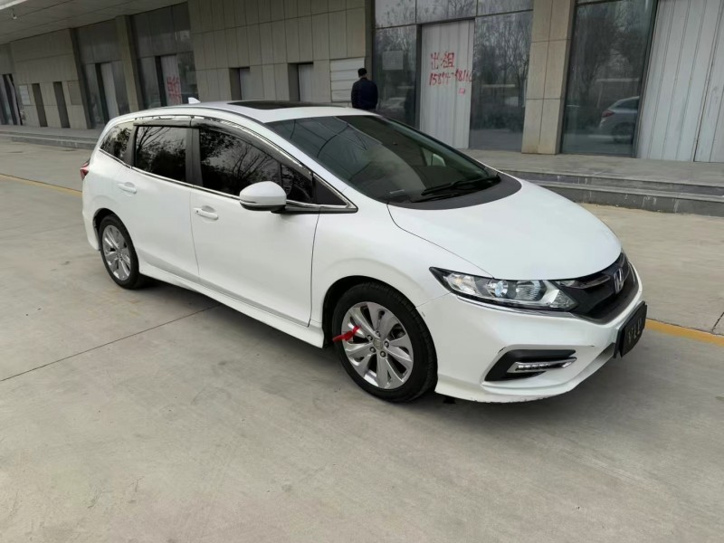 济宁18年本田杰德2