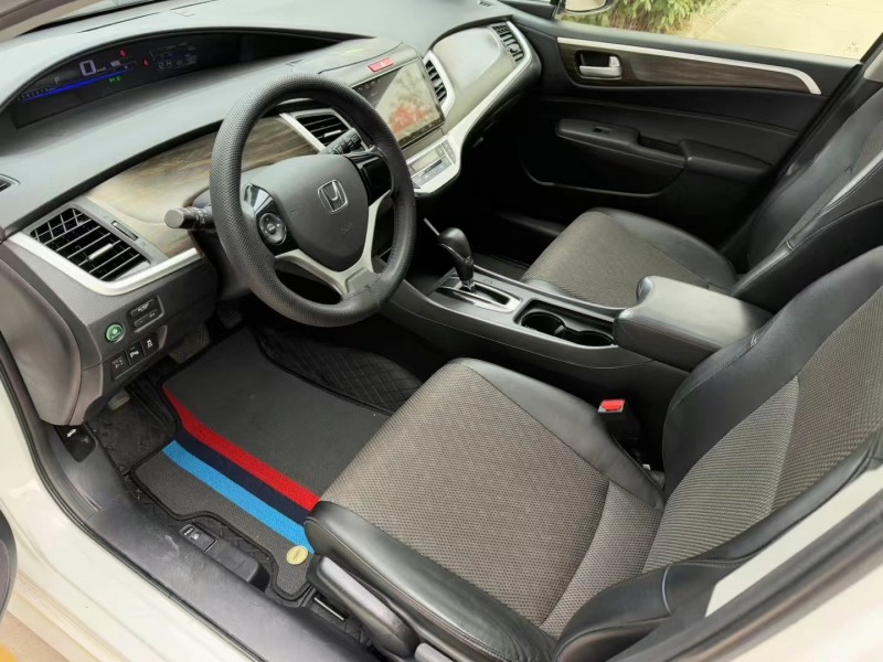 济宁18年本田杰德5