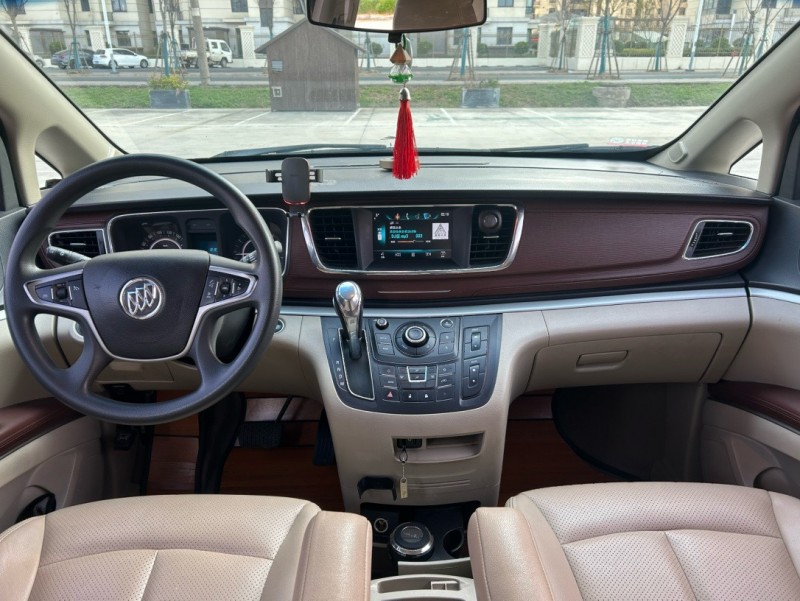 盐城19年别克GL84