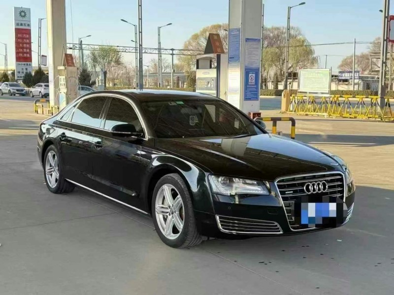 济宁15年奥迪A8L2