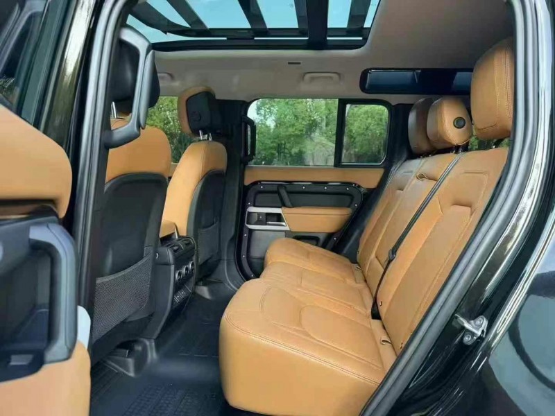 菏泽24年路虎卫士3