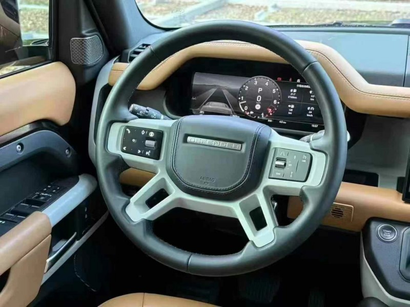 菏泽24年路虎卫士4