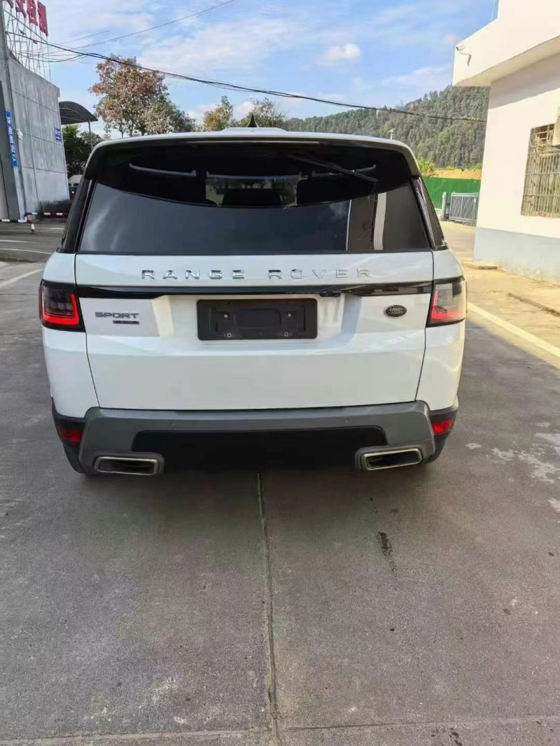 济宁19年路虎揽胜运动9