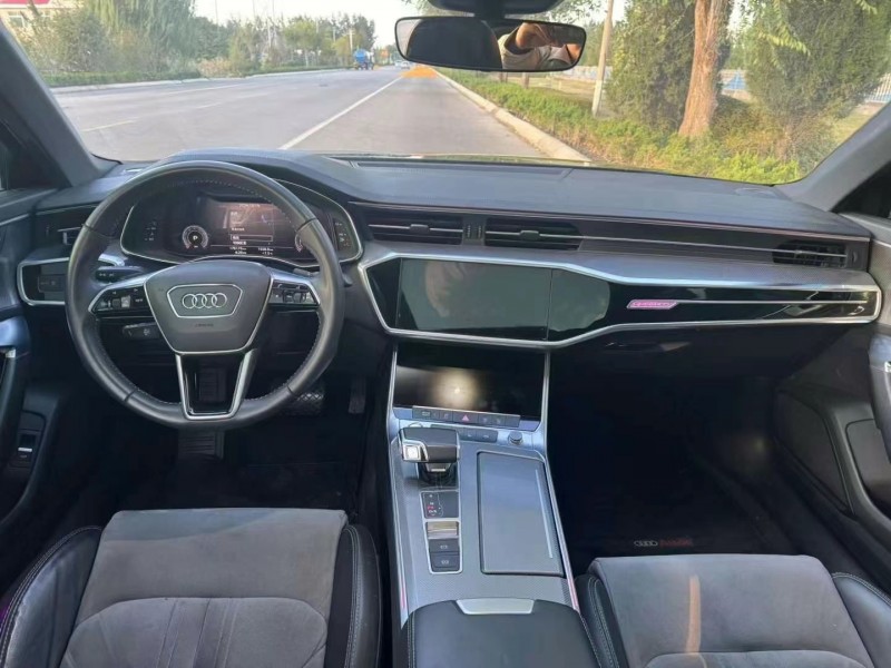 济宁20年奥迪A6L8