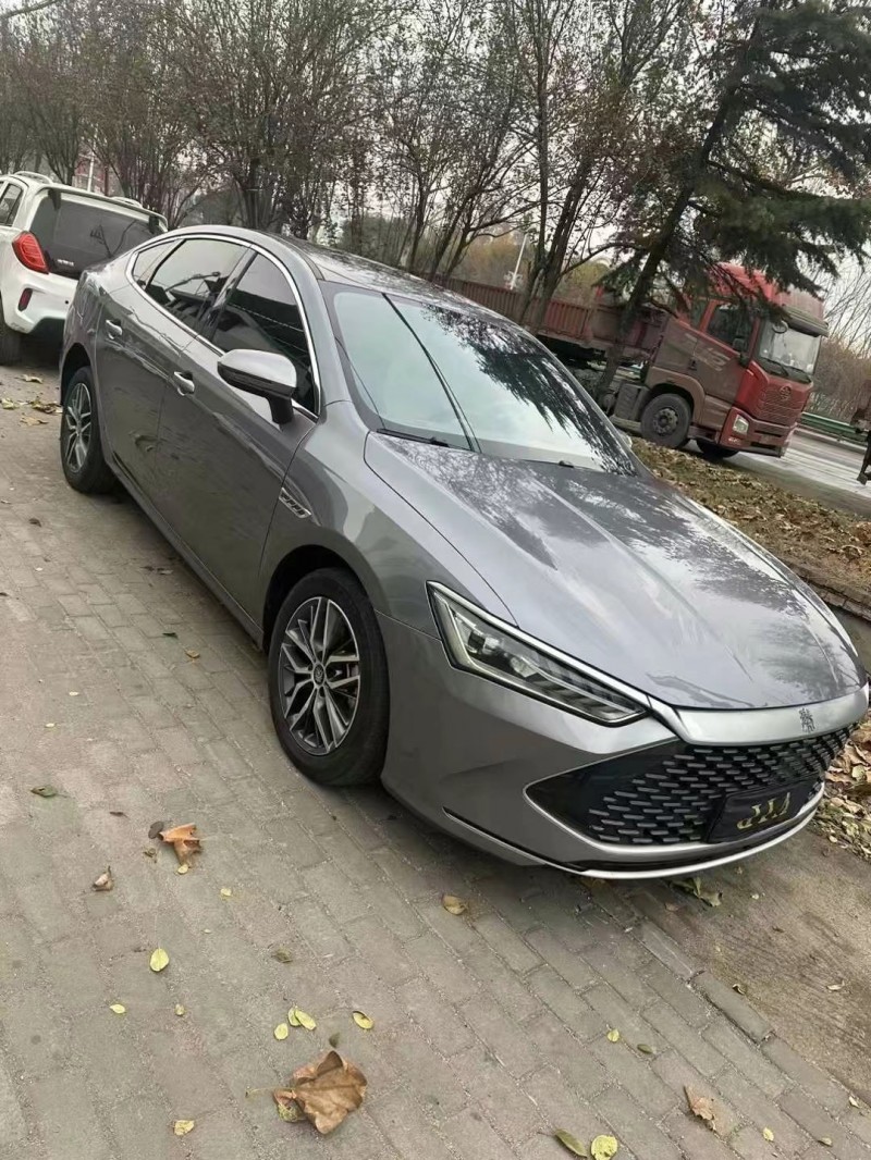 济宁23年比亚迪秦6