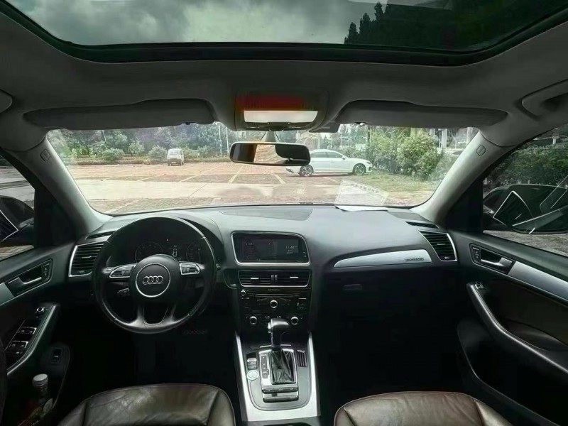 青岛14年奥迪Q56