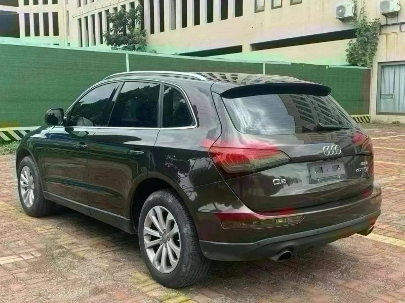 青岛14年奥迪Q57