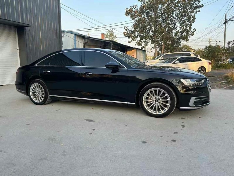 徐州20年奥迪A8L3