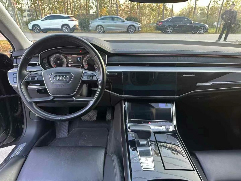 徐州20年奥迪A8L4