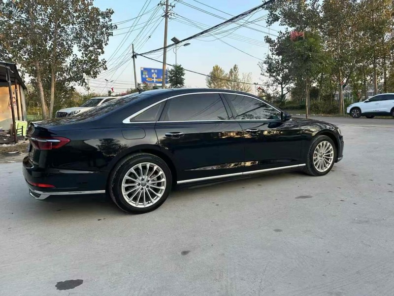 徐州20年奥迪A8L7