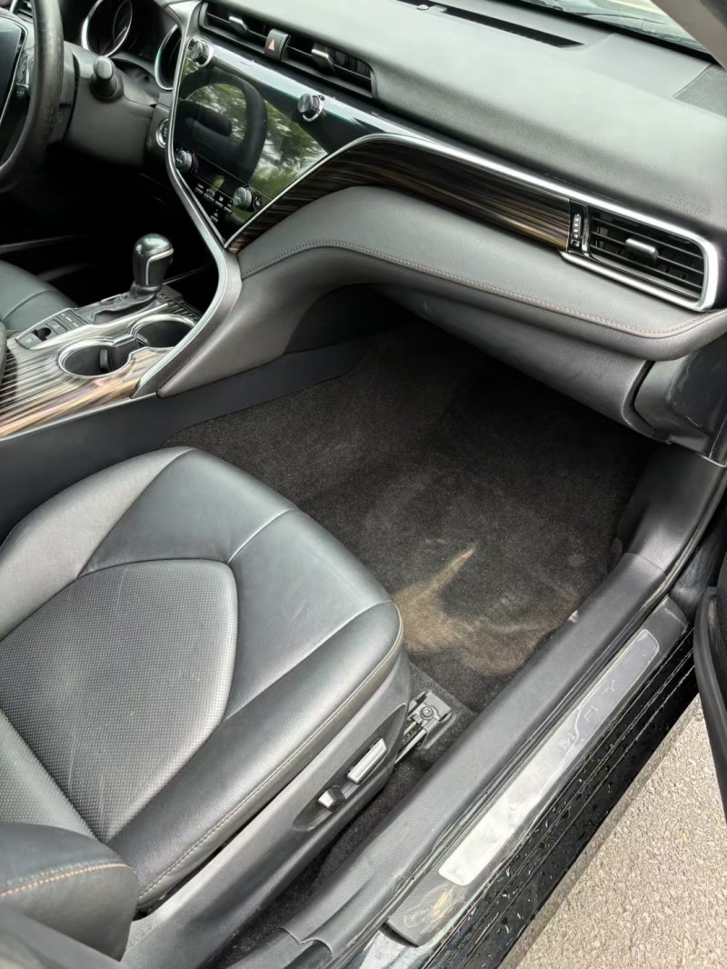 宿遷20年豐田凱美瑞5