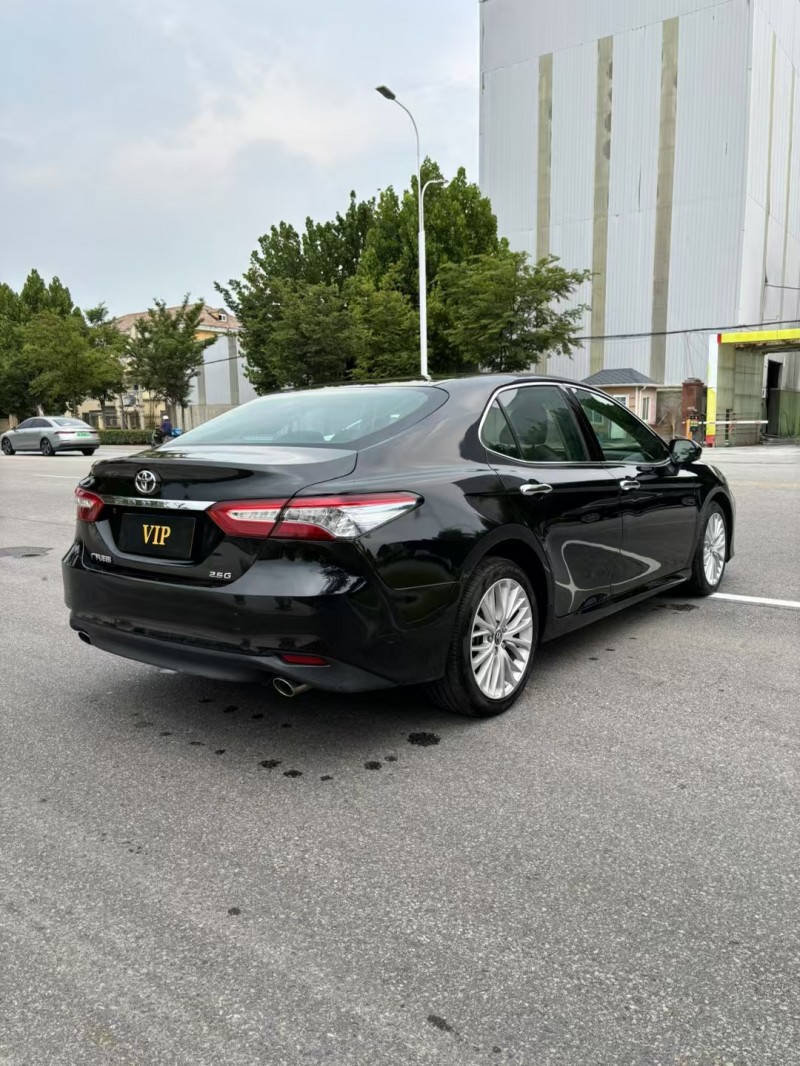 宿遷20年豐田凱美瑞8