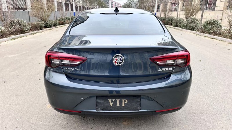 济宁20年别克君威5