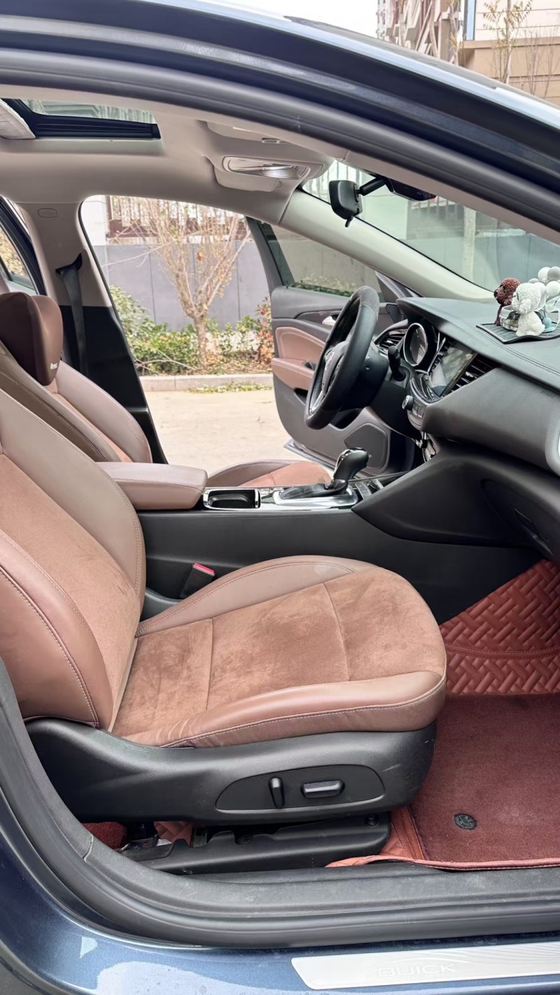 济宁20年别克君威6