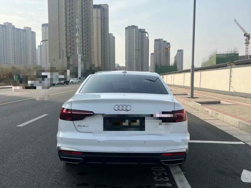 鄭州22年奧迪A4L9