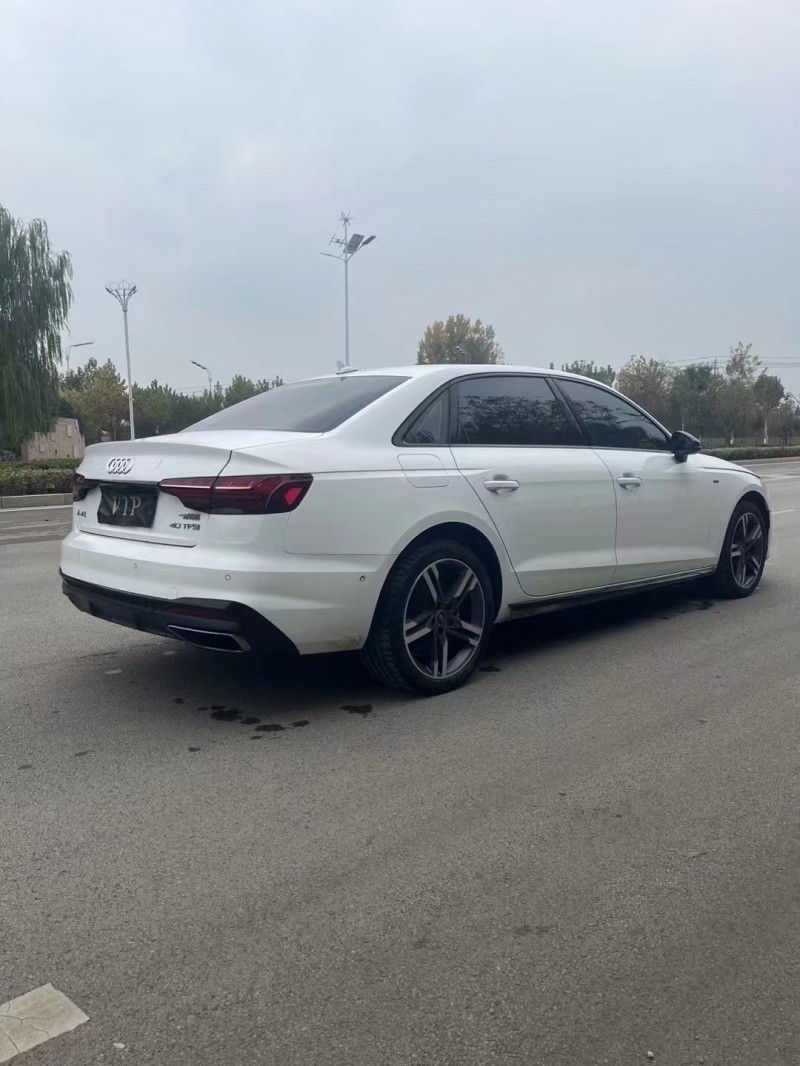 枣庄23年奥迪A4L9