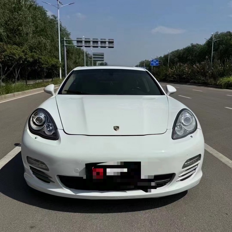 枣庄13年保时捷帕拉梅拉1