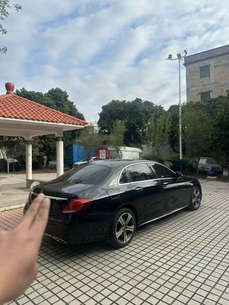 广州19年奔驰E5