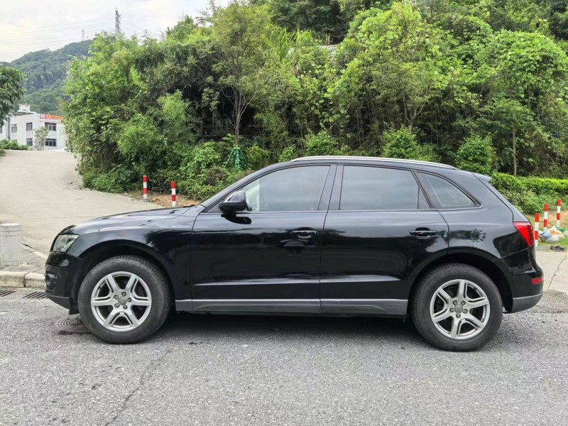 广州12年奥迪Q56