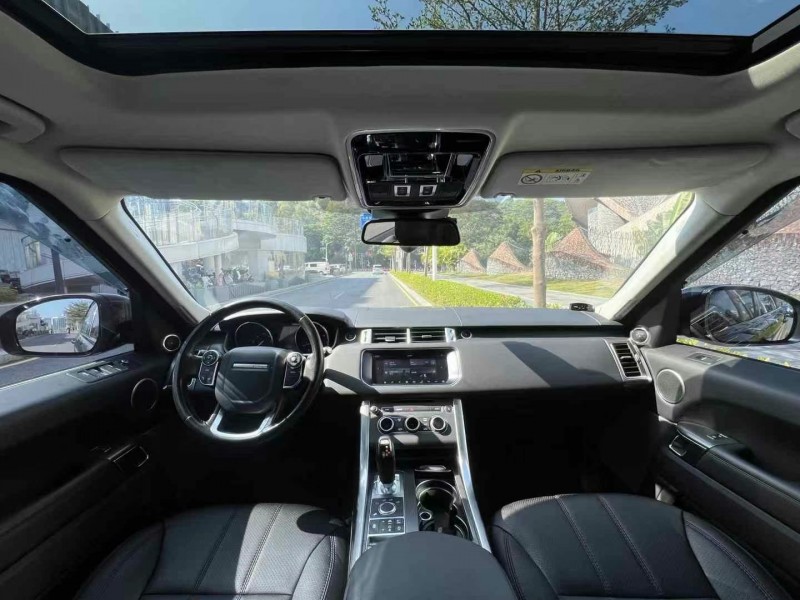 广州17年路虎揽胜运动7