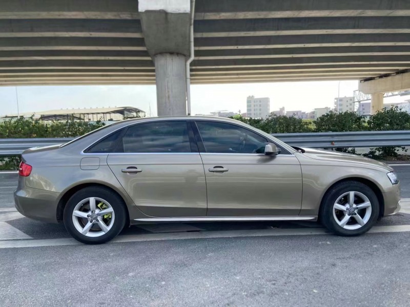 广州12年奥迪A4L7