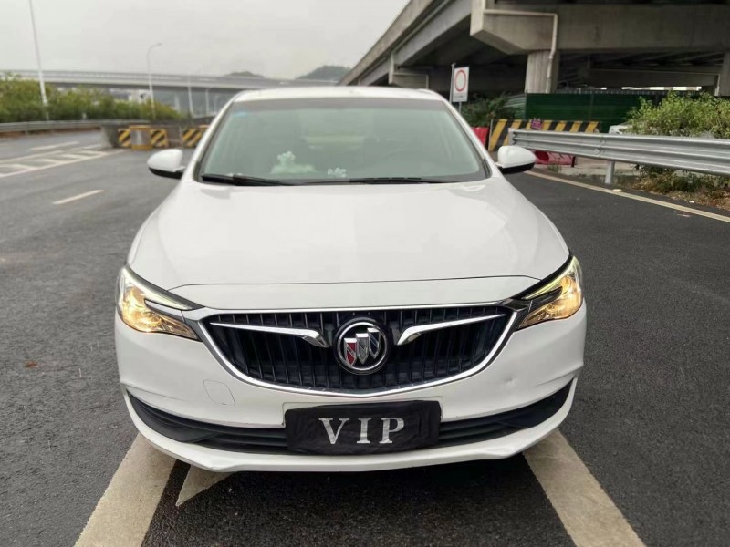 广州19年别克英朗1