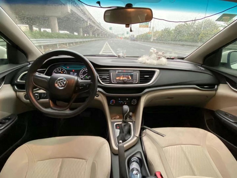 广州19年别克英朗9