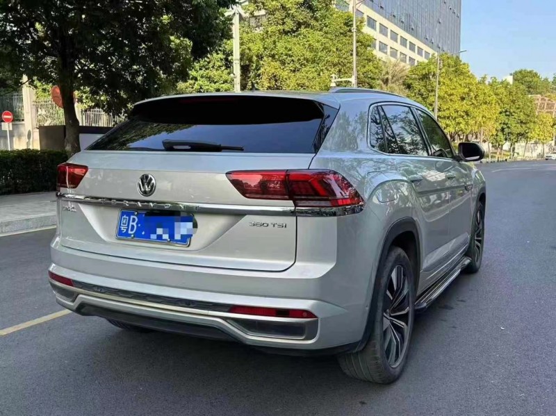 广州20年大众途昂7