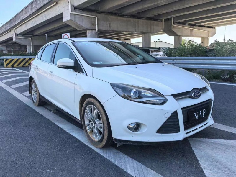 广州14年福特福克斯2