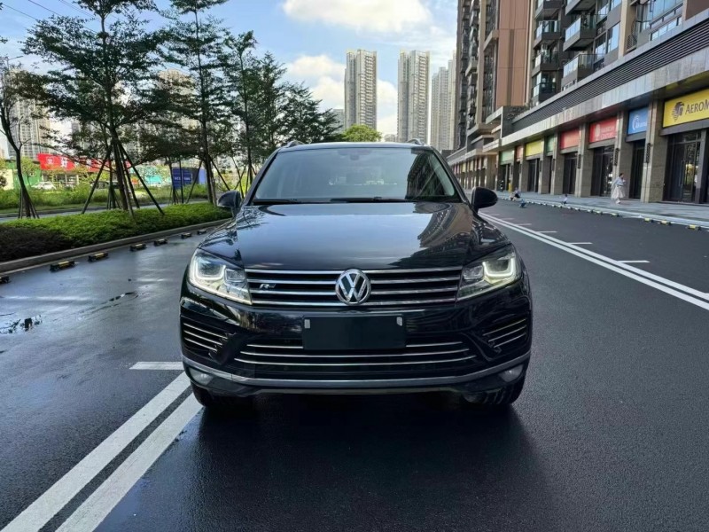 广州19年大众途锐1