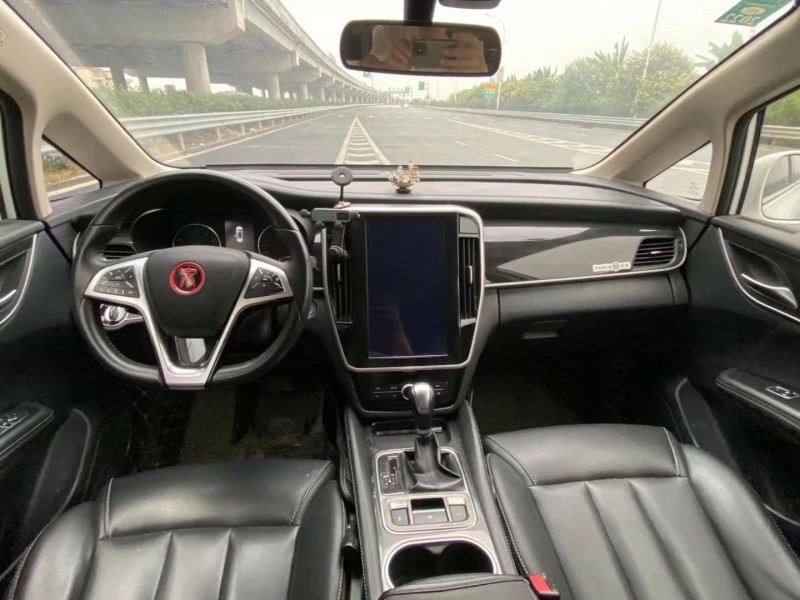 广州18年比亚迪宋9