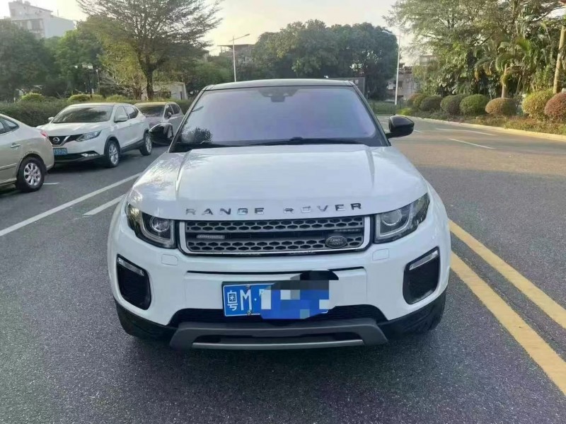 佛山17年路虎极光1