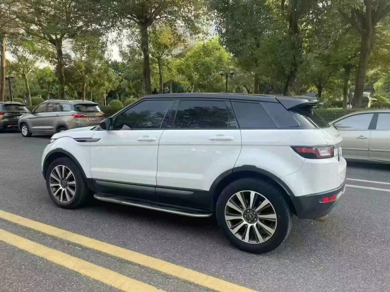 佛山17年路虎极光6