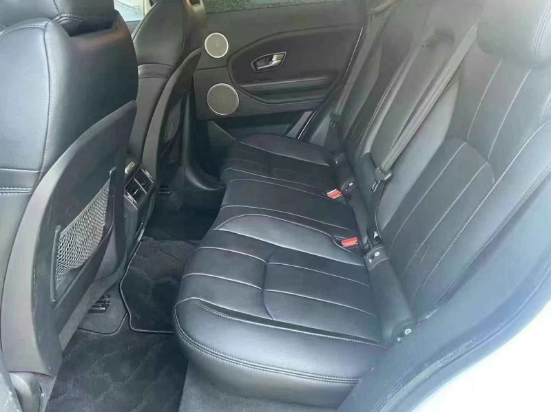 佛山17年路虎极光8