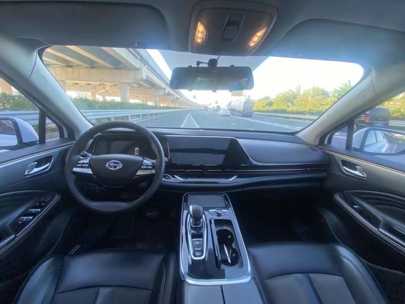 广州19年传祺埃安S6