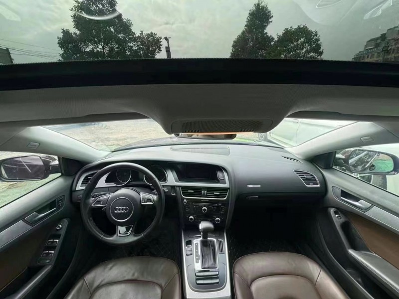 广州14年奥迪A59