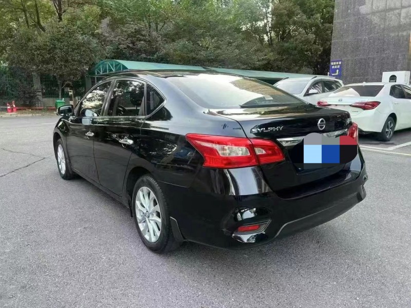 益阳17年日产轩逸6