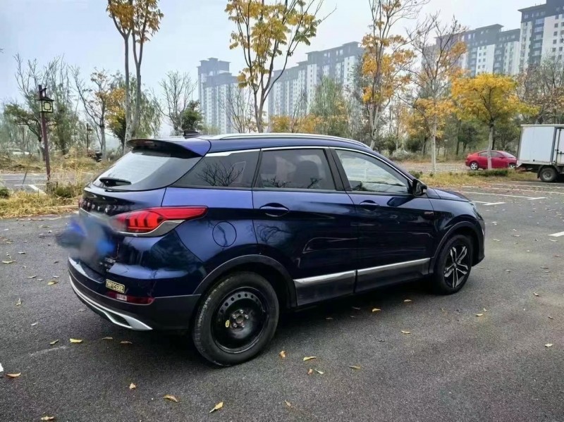 菏泽19年北汽绅宝智行7