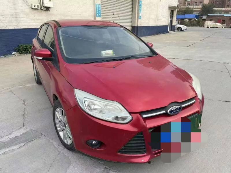 济宁14年福特福克斯1