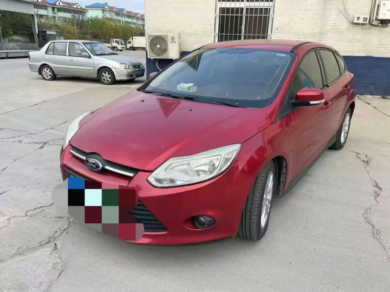 济宁14年福特福克斯3