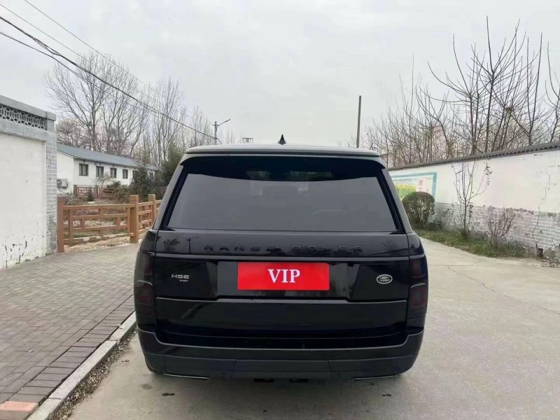 济宁22年路虎揽胜行政4