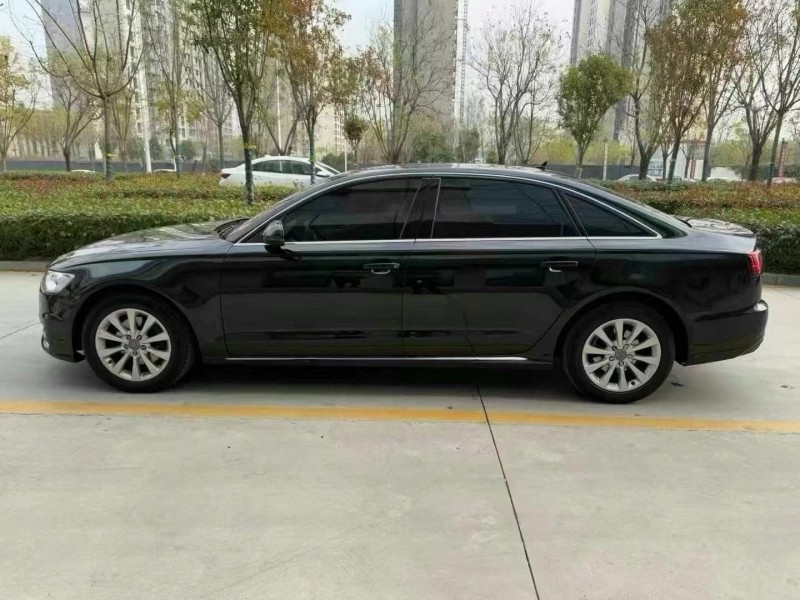 济宁16年奥迪A6L5