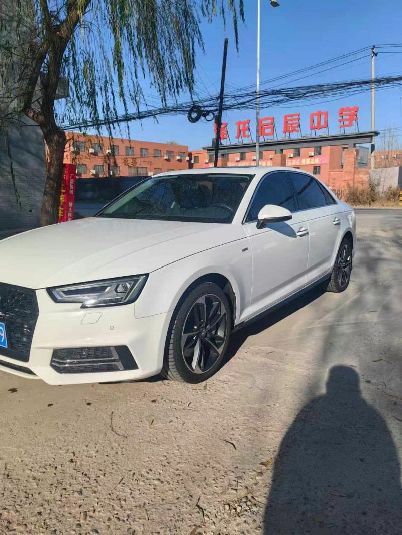 保定17年奥迪A4L3