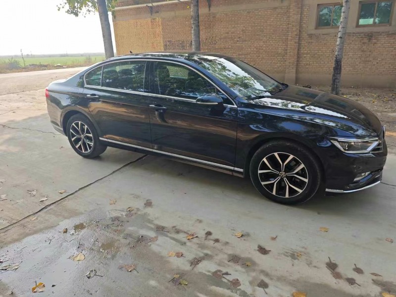 保定22年大众迈腾2