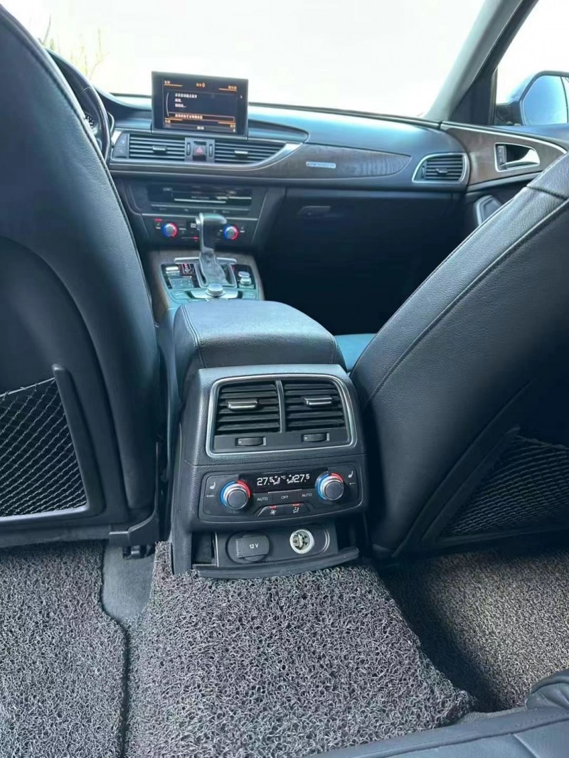 济宁15年奥迪A6L4