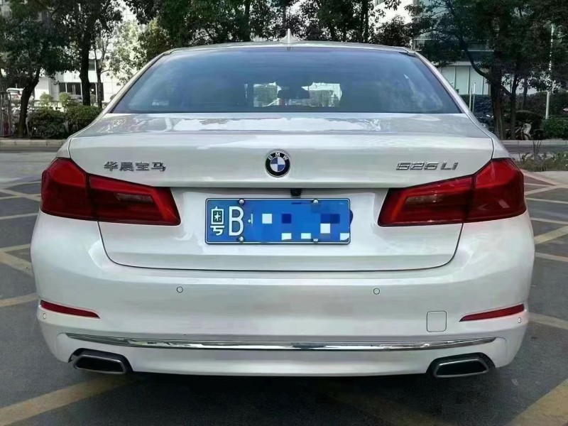 深圳20年寶馬5系8