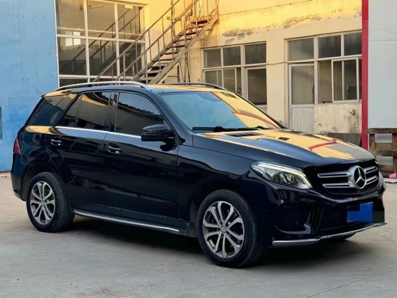 保定17年奔驰GLE2