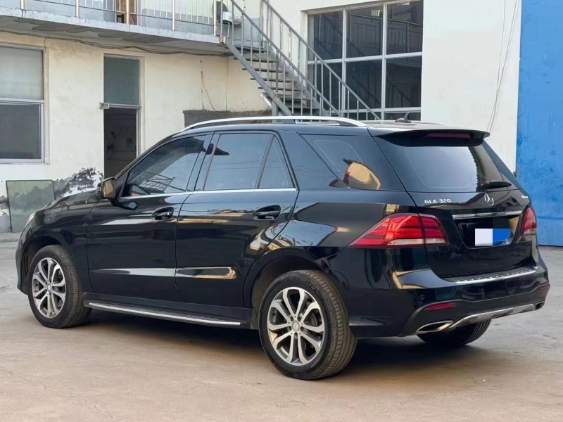 保定17年奔驰GLE8