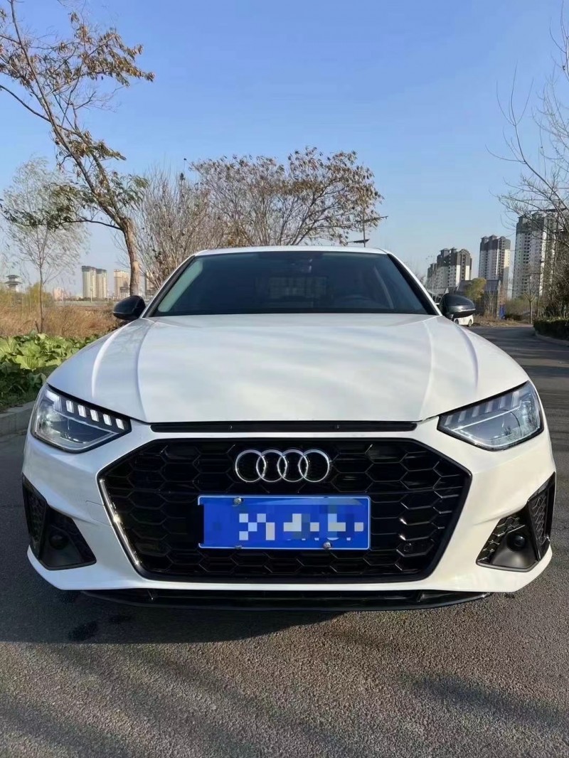 济宁23年奥迪A4L1