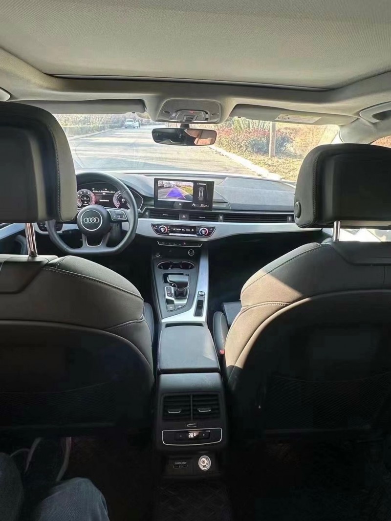 济宁23年奥迪A4L5